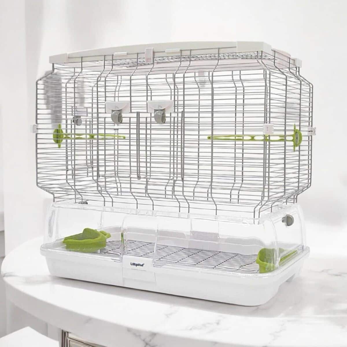 Test de la cage à oiseaux en métal LillipHut : spacieuse, 2 étages, facile à nettoyer