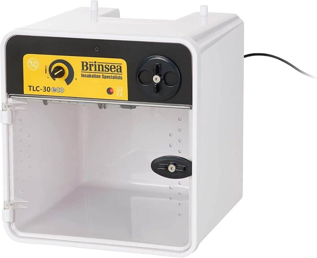 Test de l'éleveuse Brinsea TLC 30 Éco pour perruches et perroquets