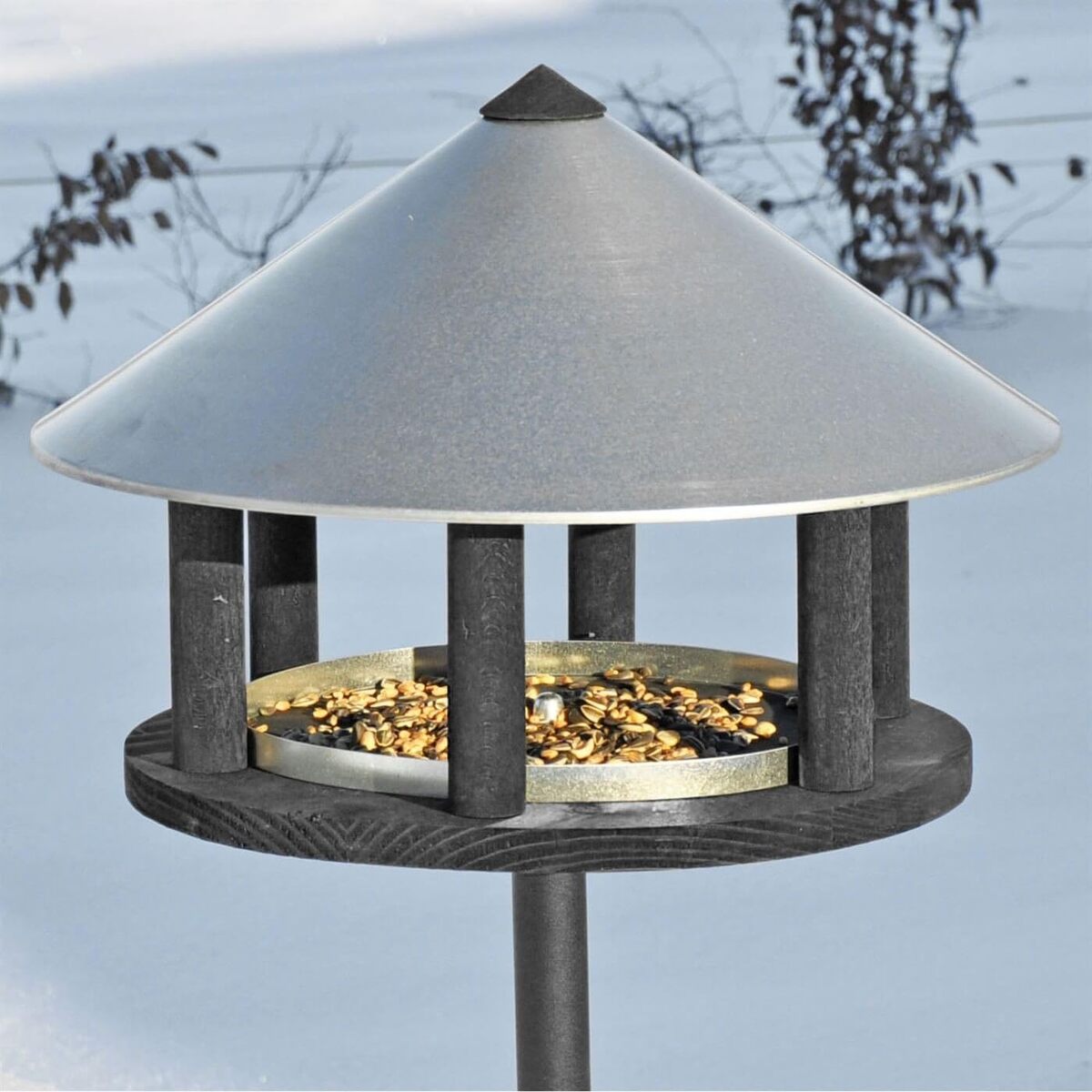 Test de la maison pour oiseaux VOSS.garden Odensee : design scandinave