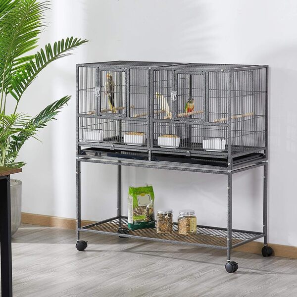 Yaheetech Cage d'elevage pour Oiseaux avec Deux Espaces Divisés Cage pour Petit Oiseaux Exotiques Canaris Madarin Perruche avec Mangeoires Perchoirs 2 Portes Support Roulant 95 x 45 x 105 cm