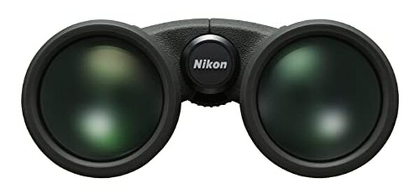 Découvrez notre test des Nikon PROSTAFF P7 10x42 : des jumelles imperméables, robustes et performantes, idéales pour toutes vos aventures en plein air