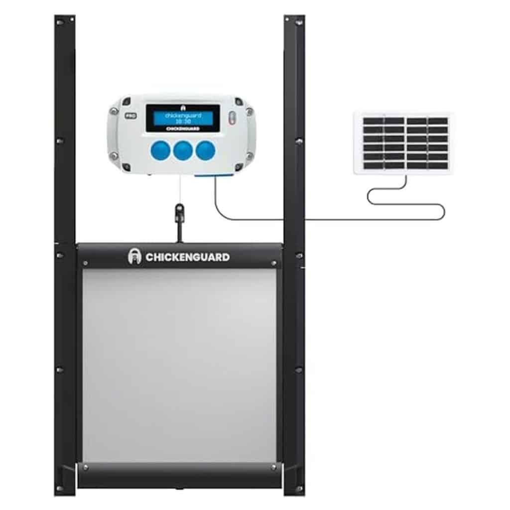 Test ChickenGuard Pro : porte automatique pour poulailler avec kit solaire