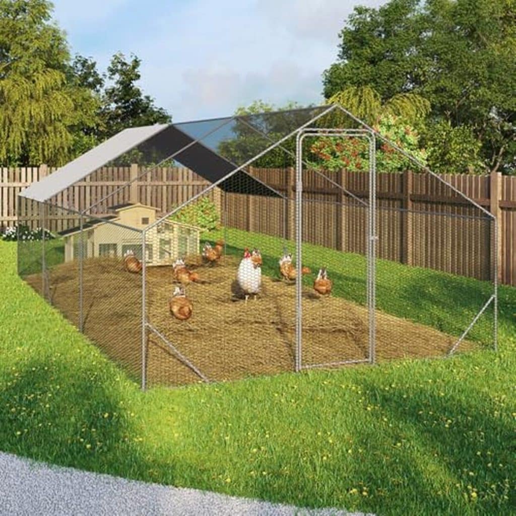 Test du poulailler IDMarket : enclos robuste de 18 m² en acier galvanisé