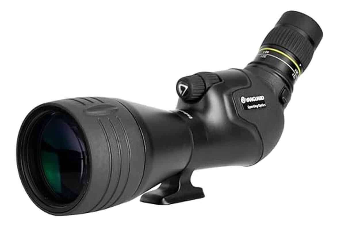 Test du télescope Vanguard 20–60 x 82